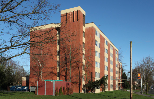 Barton Place in Seattle, WA - Foto de edificio - Building Photo