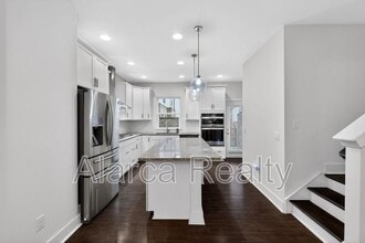 2727 Grand Union Way in Charlotte, NC - Building Photo - Building Photo