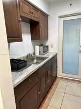 4485 SW 7th St-Unit -4487 in Coral Gables, FL - Building Photo - Building Photo