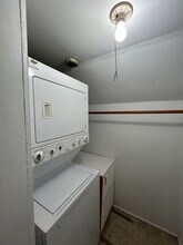 1704 13th Ave in Moline, IL - Building Photo - Building Photo