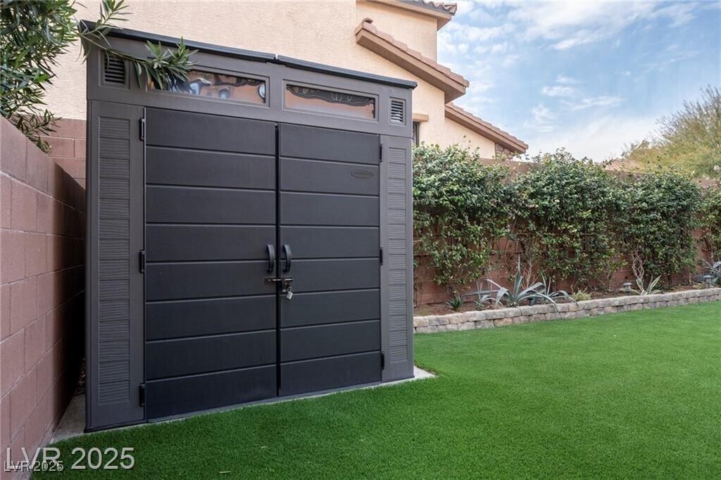 7061 Florido Rd in Las Vegas, NV - Building Photo
