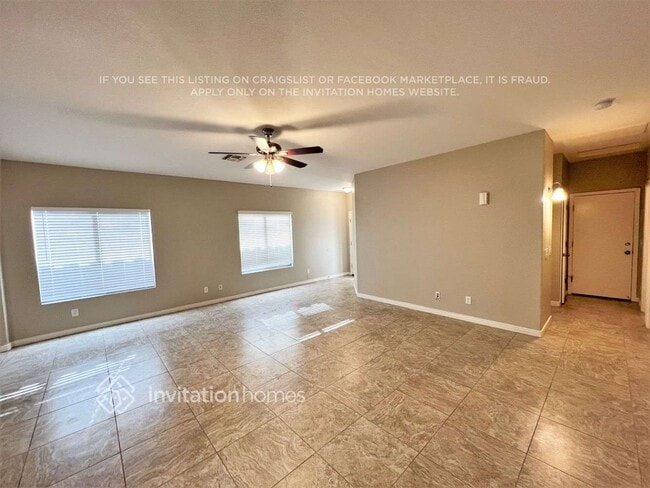 655 E Renegade Pl in San Tan Valley, AZ - Foto de edificio - Building Photo