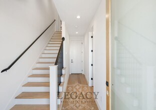 1019 12th Ave N in Nashville, TN - Building Photo - Building Photo