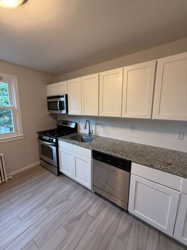 327 Magnolia St in Highland Park, NJ - Foto de edificio - Building Photo