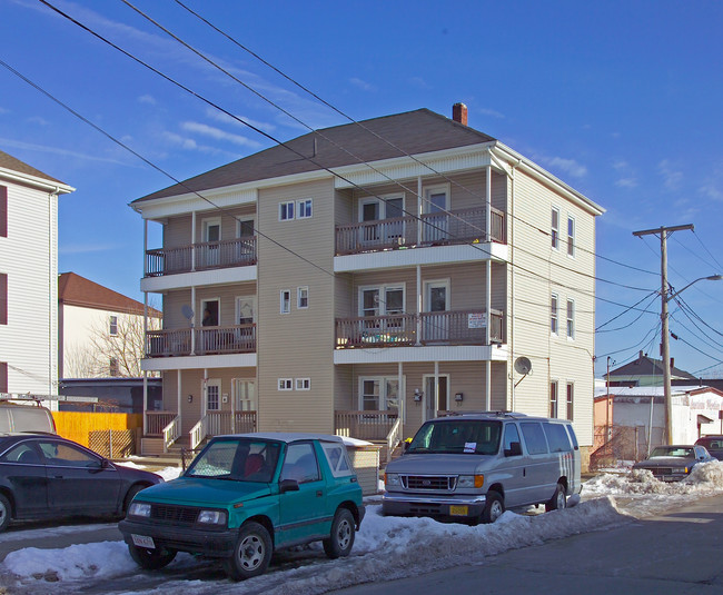 188-194 Nashua St in Fall River, MA - Building Photo - Building Photo