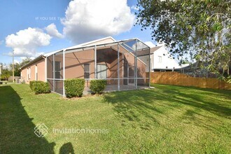 1219 Timber Trace Dr in Zephyrhills, FL - Foto de edificio - Building Photo