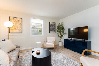 834 Woodcliff Dr in South Bend, IN - Building Photo - Building Photo