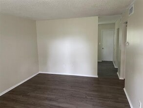 2409 13th St W in Bradenton, FL - Building Photo - Building Photo