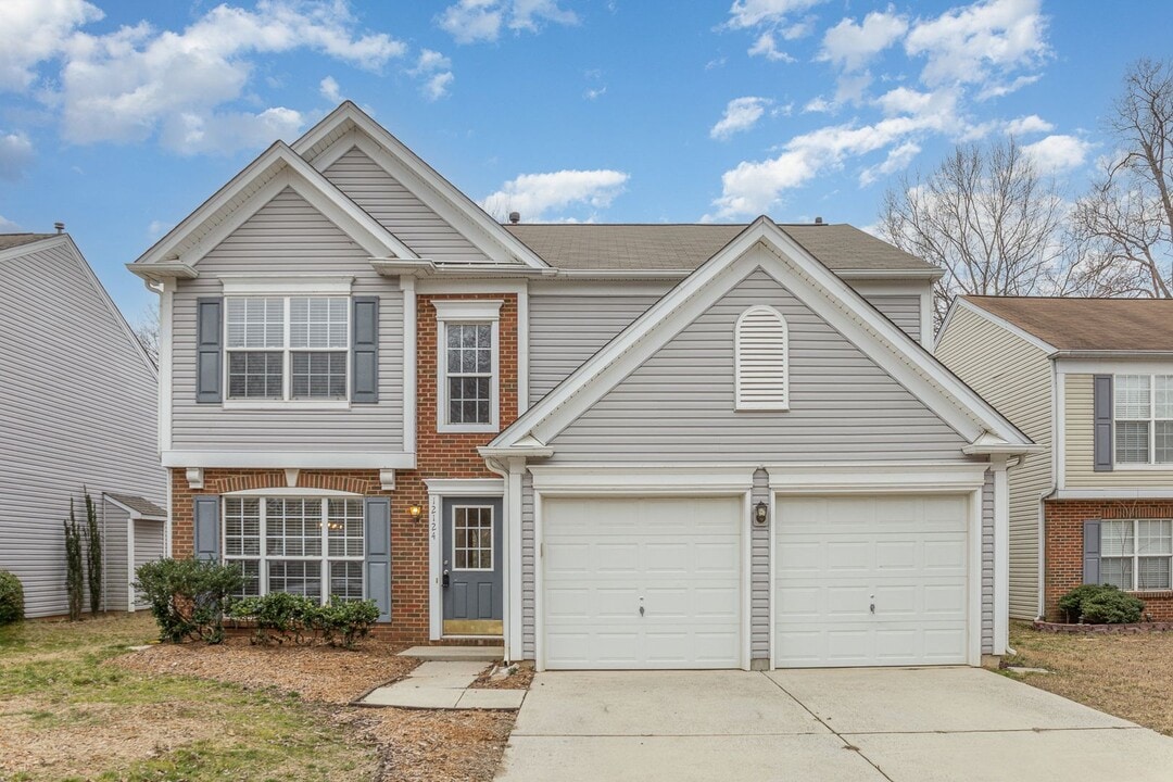 12124 Bobhouse Dr in Charlotte, NC - Building Photo