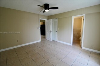 2290 NW N River Dr-Unit -10 in Miami, FL - Building Photo - Building Photo