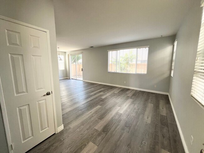 129 Claudia Way in Oceanside, CA - Building Photo - Building Photo