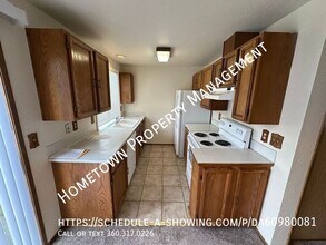 1540 Diamond Rd SE in Olympia, WA - Building Photo - Building Photo