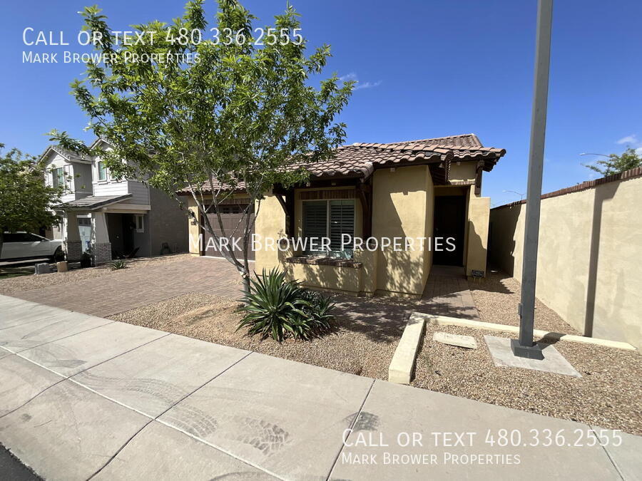 1156 N Estrada in Mesa, AZ - Building Photo