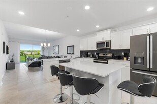 3191 Paradox Cir in Kissimmee, FL - Building Photo