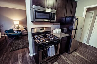 Iris Park Apartments