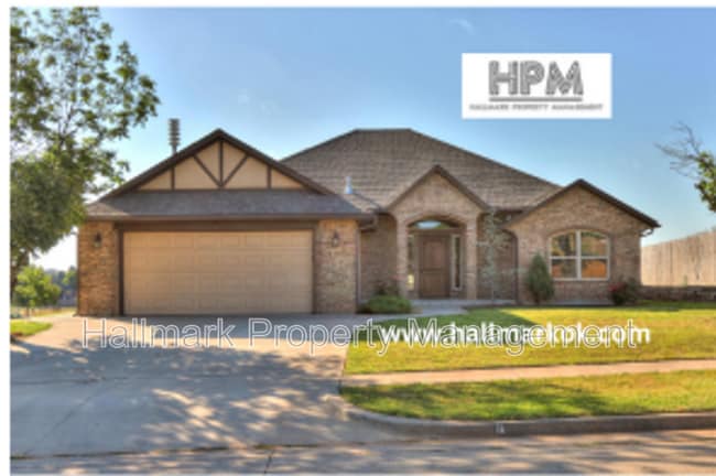 property at 508 Whispering Oaks Blvd