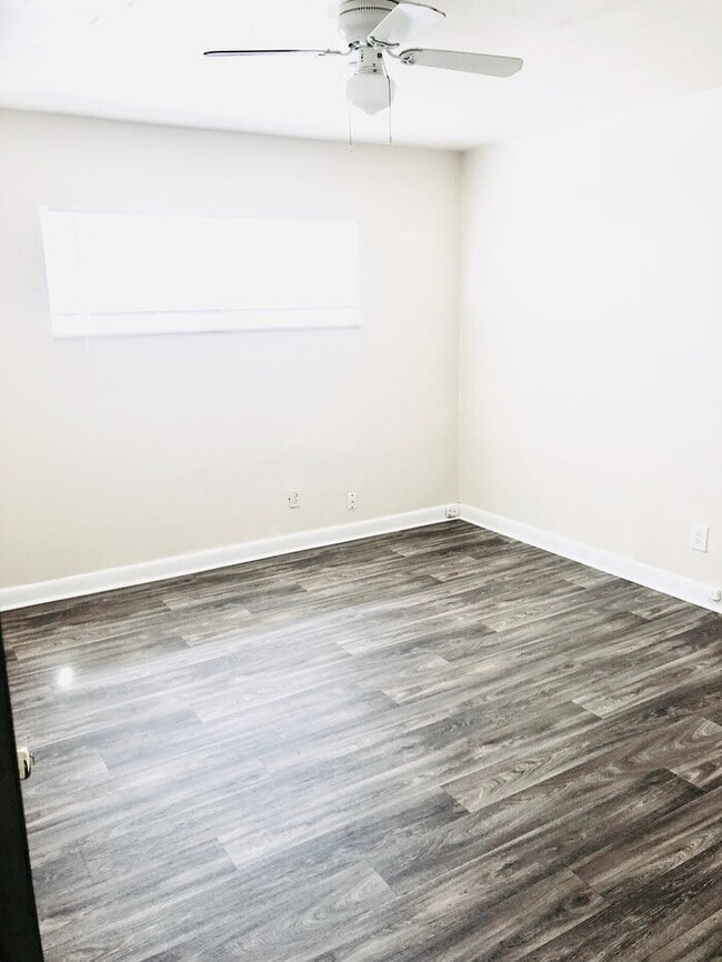 property at 1744 Lyle Ave