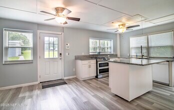 5557 Co Rd 352 in Keystone Heights, FL - Building Photo - Building Photo