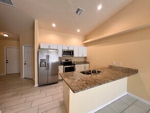 280 SW 3rd Terrace in Cape Coral, FL - Building Photo - Building Photo