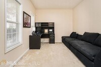 513 Crimson Ridge Dr photo'