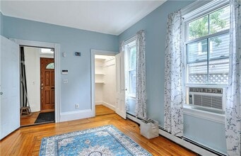 329 Ives St in Providence, RI - Building Photo - Building Photo