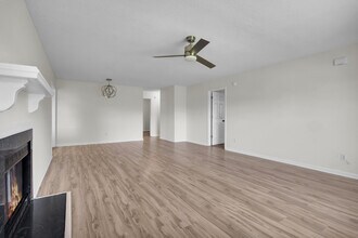 334 Palamino Trail in Jacksonville, NC - Building Photo - Building Photo