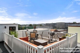 42 Washburn St, Unit 3 in Boston, MA - Building Photo - Building Photo