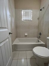 3612 NW 29th Ct in Lauderdale Lakes, FL - Building Photo - Building Photo