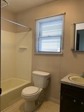 1218 Cedar St in Muscatine, IA - Building Photo - Building Photo
