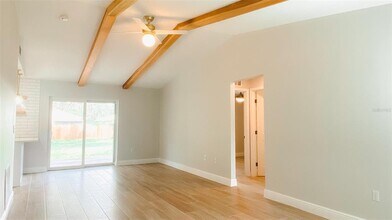 1005 Gantt Ave in Sarasota, FL - Building Photo - Building Photo
