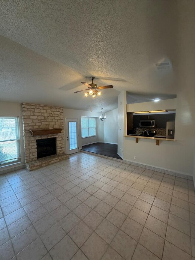 1100 York Castle Dr in Pflugerville, TX - Building Photo - Building Photo