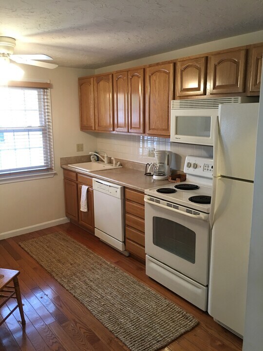 13 Summer St, Unit 18 in Westborough, MA - Building Photo