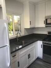 3759 Lewis Ave in Long Beach, CA - Building Photo - Building Photo