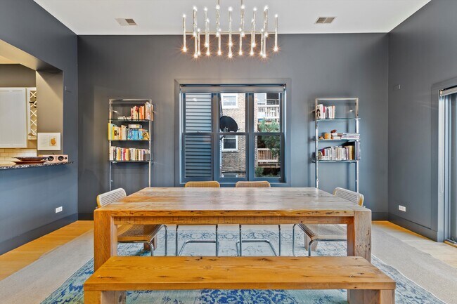 4532 N Damen Ave in Chicago, IL - Building Photo - Building Photo
