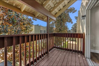 2881 Huntington Blvd, Unit Cozy 2 Bedroom 2 Bath in Fresno, CA - Building Photo - Building Photo