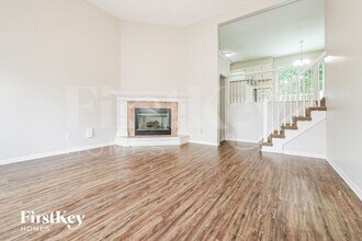 1021 NW 62nd Terrace in Kansas City, MO - Foto de edificio - Building Photo