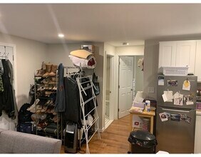 47 Irving St, Unit B in Boston, MA - Building Photo - Building Photo