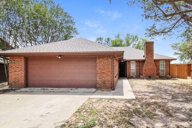 property at 2601 Valley View Dr