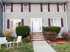 86 Atwood St in Revere, MA - Building Photo