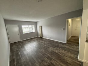 3313 Artesia Blvd in Torrance, CA - Building Photo - Building Photo