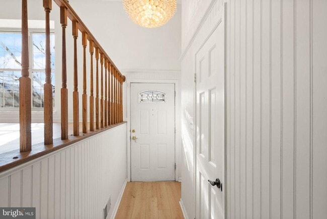 7829 Mt Woodley Pl in Alexandria, VA - Foto de edificio - Building Photo