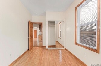 2925 Morgan Ave in Bronx, NY - Foto de edificio - Building Photo