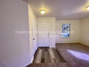 11012 Dublin Briar in San Antonio, TX - Building Photo - Building Photo