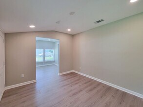 1107 Roosevelt in La Marque, TX - Building Photo - Building Photo