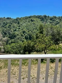 27900 Moody Rd in Los Altos, CA - Building Photo