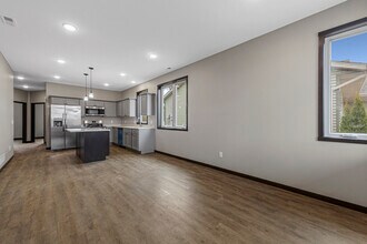 2019 Essler Dr in St. Peter, MN - Building Photo - Building Photo