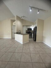 12730 Vista Isles Dr in Sunrise, FL - Building Photo - Building Photo