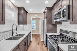 711 Smith Ave in Pinole, CA - Building Photo