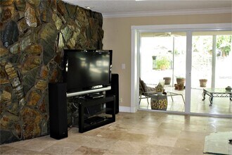 12925 110th Ave N in Largo, FL - Building Photo - Building Photo