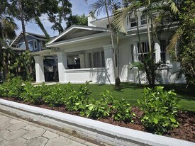 691 10th Ave S in St. Petersburg, FL - Building Photo